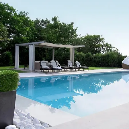 Piane Chienti Sleeps 8 Pool Air Con Wifi * Molino Ciccolini