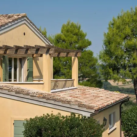 Piane Chienti Sleeps 8 Pool Air Con Wifi * Molino Ciccolini
