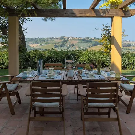 Piane Chienti Sleeps 8 Pool Air Con Wifi *
