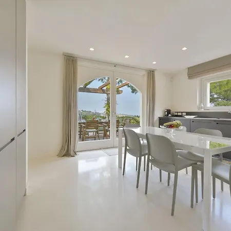 Villa Piane Chienti Sleeps 8 Pool Air Con Wifi