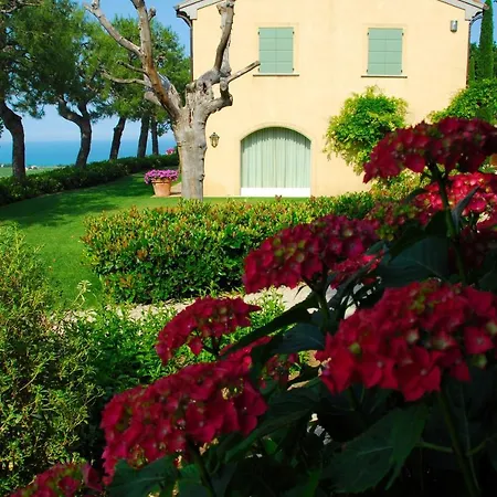 Villa Piane Chienti Sleeps 8 Pool Air Con Wifi *